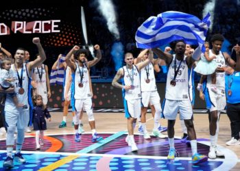«Χάλκινη» στο Eurobasket σε ματς θρίλερ η Εθνική Ελλάδας μπάσκετ