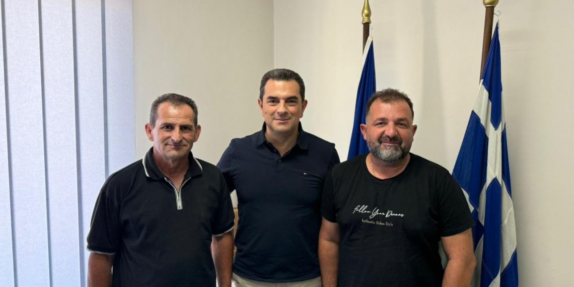 Οφείλουμε να στηρίξουμε τους μελισσοκόμους μας με πράξεις